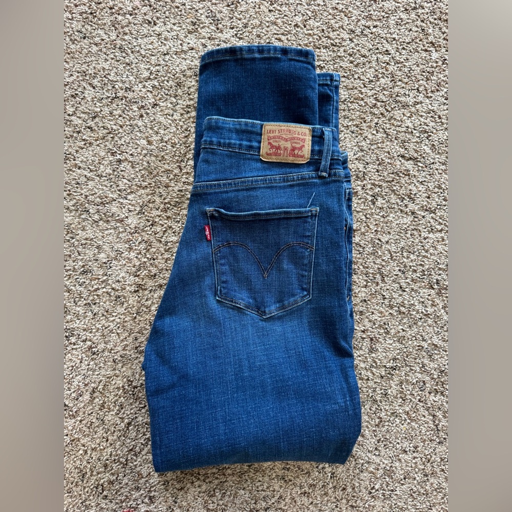 Women’s Levi's Indigo Blue Skimmy Denim Jeans